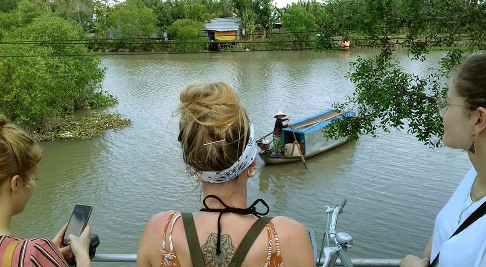 Bosa Homestay - Mekong Riverside カントー エクステリア 写真