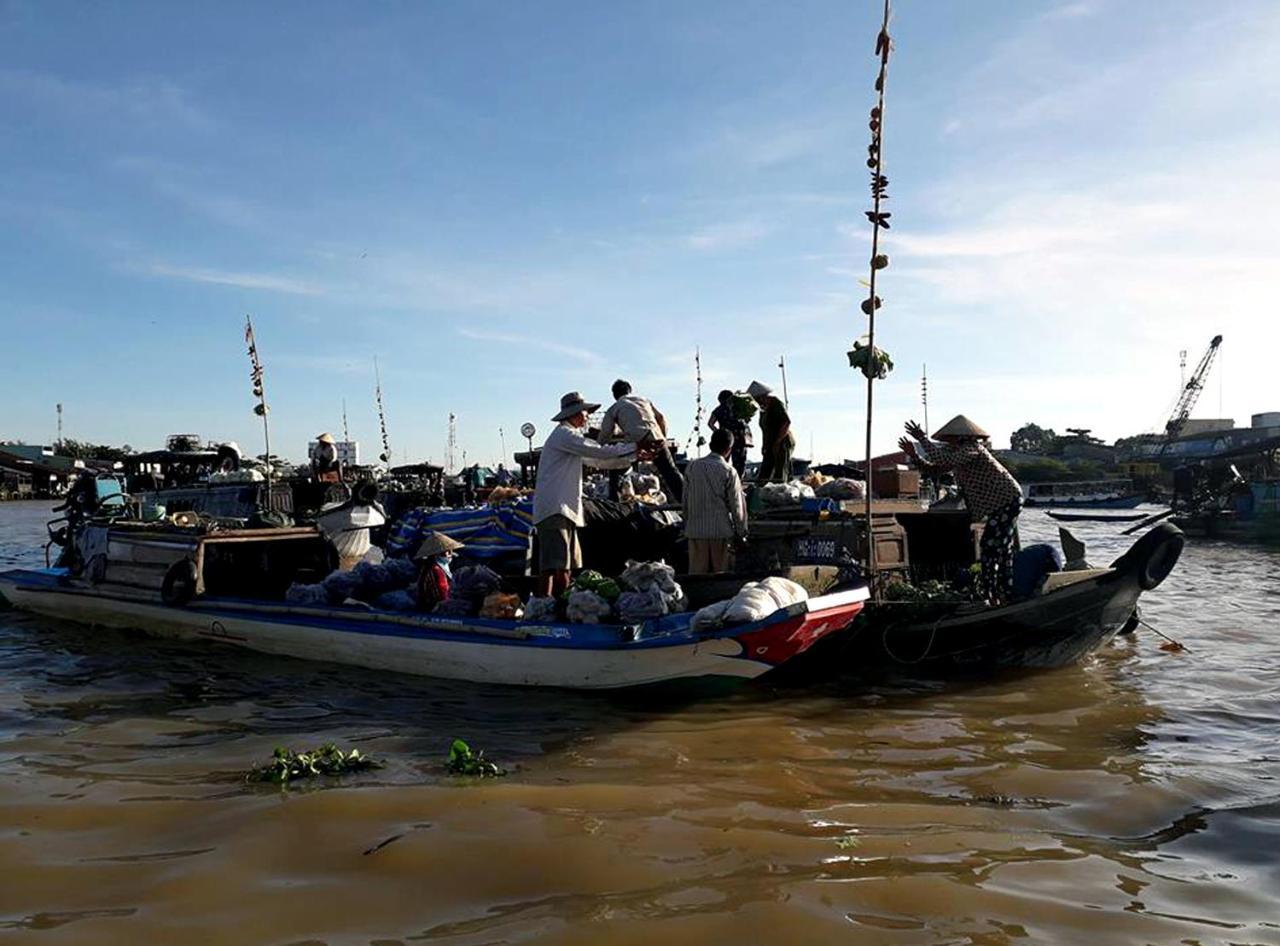 Bosa Homestay - Mekong Riverside カントー エクステリア 写真