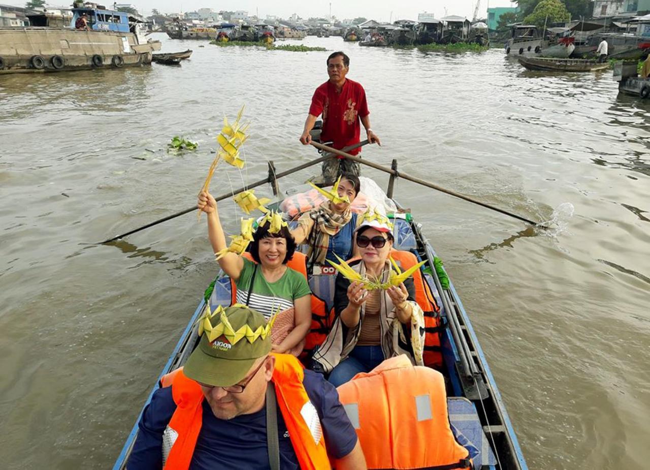 Bosa Homestay - Mekong Riverside カントー エクステリア 写真